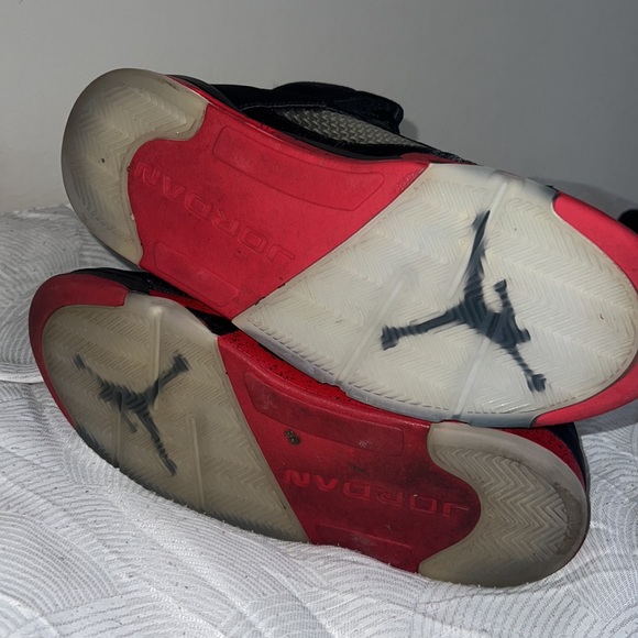 Jordan 5 Satin Breds ❤️🩵 - Picture 10 of 10